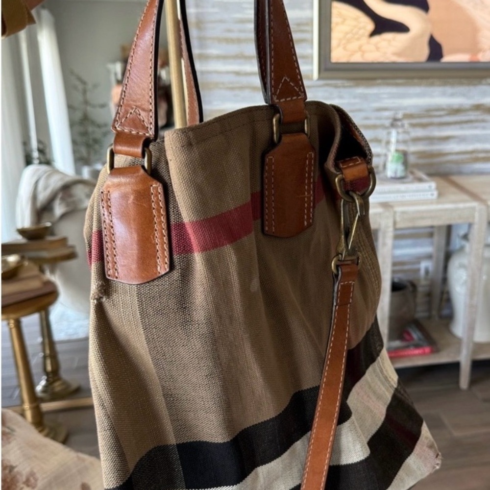 Burberry Tan and Beige Duffel Bag - Picture 2 of 3